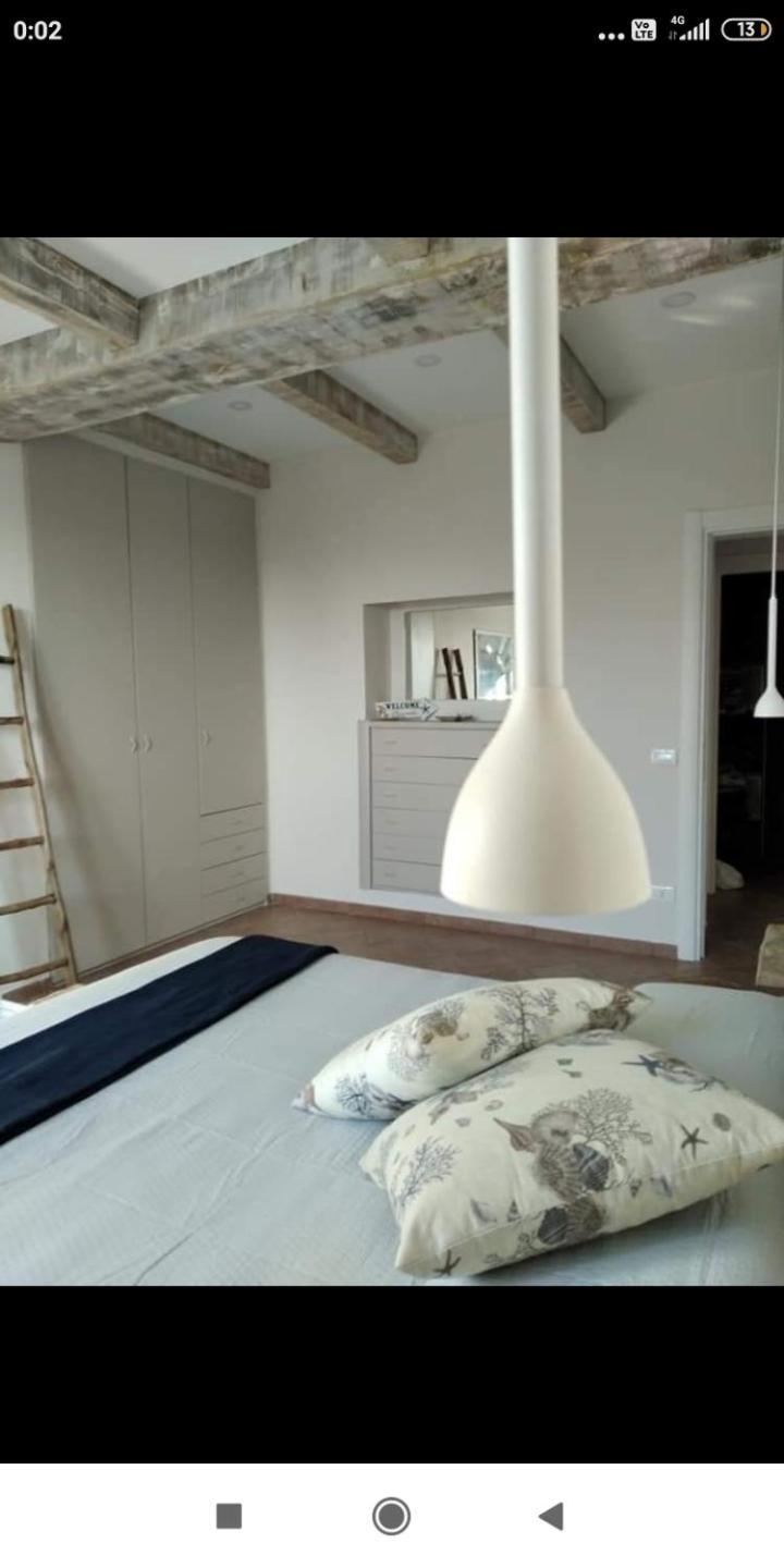 Chez Luis Daire Imperia Oda fotoğraf